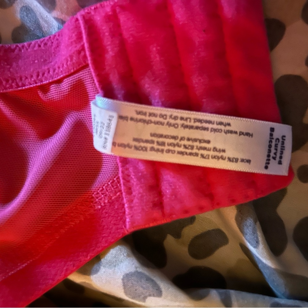 Pretty in pink cacique bra size 38G